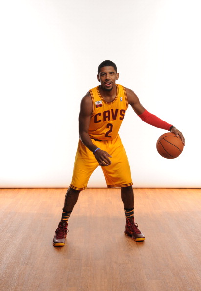 输球就下课！战曼城阿隆索已无退路 将帅不和伤兵满营拿啥去踢（败则下课！阿隆索对阵曼城退无可退 将帅不睦、伤病成堆拿什么应战）