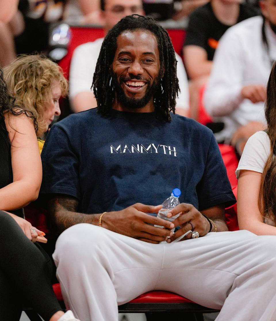 马里主帅：感谢FIFA，我的两名球员受伤了，将缺席一段时间（马里主帅致谢FIFA：两名球员受伤将缺阵一段时间）