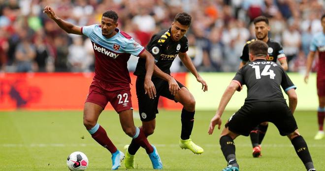 2400万先生沦为伤病困兽！卡多索15分钟离场 西蒙尼最贵引援成烫手山芋（2400万欧先生陷伤病阴霾！卡多索仅踢15分钟伤退 西蒙尼最贵引援成难题）