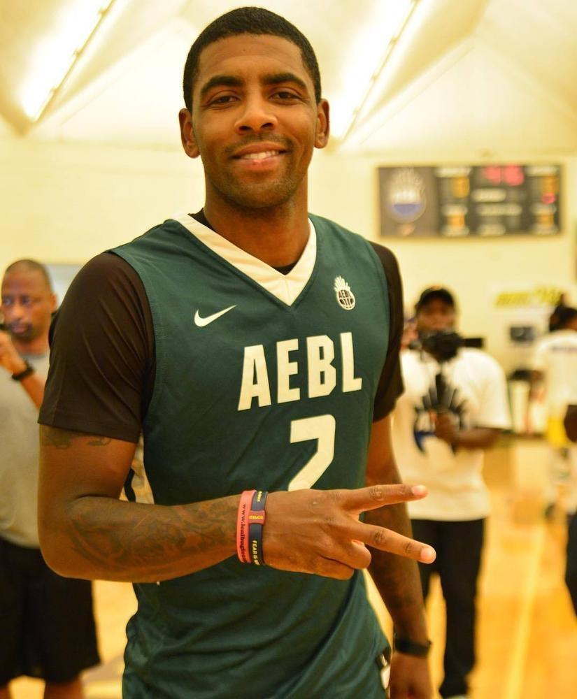 半场：莱比锡2-0法兰克福，哈德、鲍姆加特纳相互传射（半场战罢，莱比锡2-0领先法兰克福：哈德与鲍姆加特纳互送助攻各入一球）