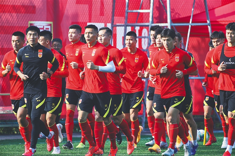 足球英足总发布最新处罚名单，多名球员受罚（英足总公布新一轮处罚名单，多名球员被罚）