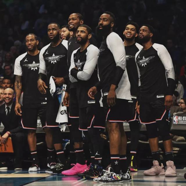 突破太强了，像开挂（发挥逆天，仿佛开挂）