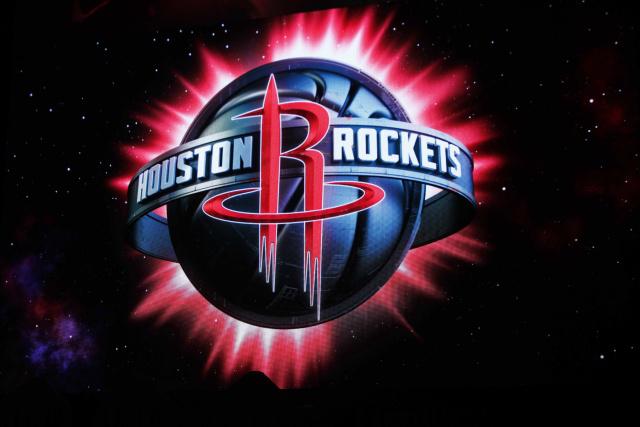 Shams：预计特雷·杨本月晚些时候复出，老鹰仍相信他（Shams：特雷-杨预计本月下旬复出，老鹰对他仍抱有信心）