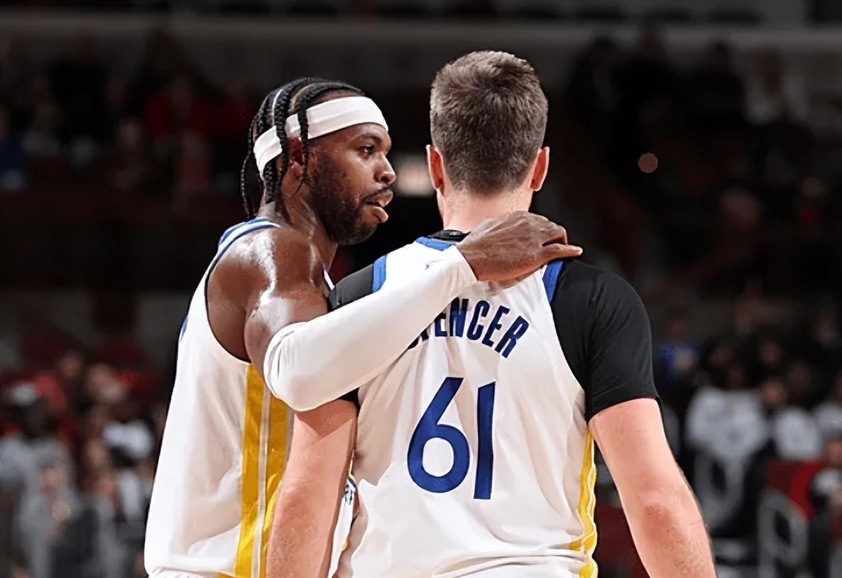 篮球湖人球员恢复训练，状态良好（湖人球员恢复合练，状态上佳）