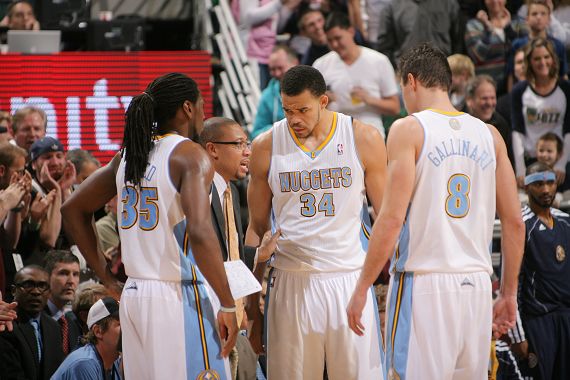 国土面积狭小，主帅回家照顾病妻，库拉索为啥能挺进世界杯？（版图袖珍、主帅返家护病妻，库拉索凭什么闯进世界杯？）