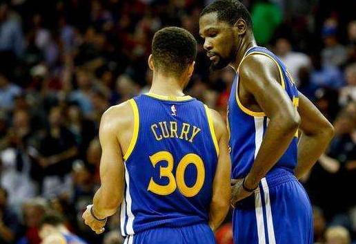 斯普利特赛后批评杨瀚森错误引争议（斯普利特赛后指责杨瀚森失误，惹发争议）