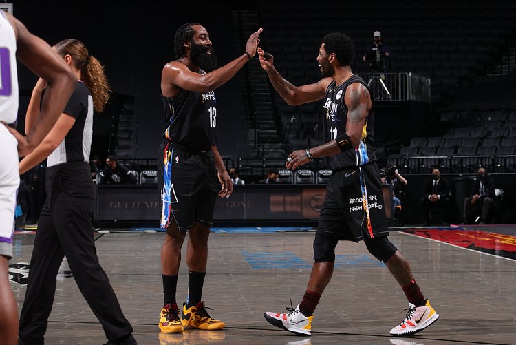 自2019年12月以来，皇马首次单赛季遭遇西甲三连平（皇马单季西甲三连平，系2019年12月以来首次）