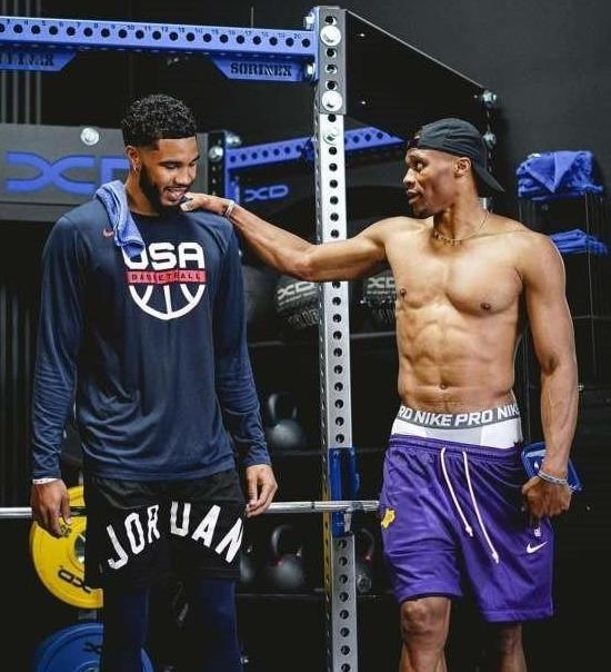 博阿斯：当选波尔图主席是我的宿命；英超中游球队像金融工具（博阿斯称接任波尔图主席是天命：英超中游俱乐部更像金融工具）