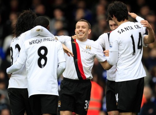 狄龙：每个人都说雷霆身体对抗最激烈，但他们的犯规数却最少（狄龙：大家都说雷霆对抗最硬，可他们的犯规却最少）