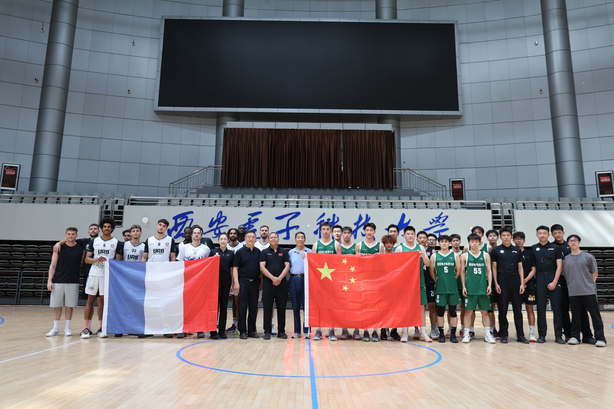 0-1！欧冠头号伪强队现形：第88分钟被点球绝杀！连续输给5大豪门（0-1告负！欧冠“伪强队”原形毕露：第88分钟点球遭绝杀，连负五大豪门）