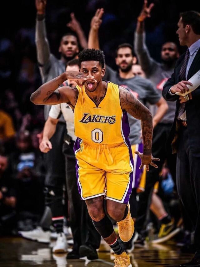 英媒：埃弗顿、利兹联等5家英超俱乐部有意日本国脚前田大然（英媒称：埃弗顿、利兹联等五家英超队有意日本国脚前田大然）