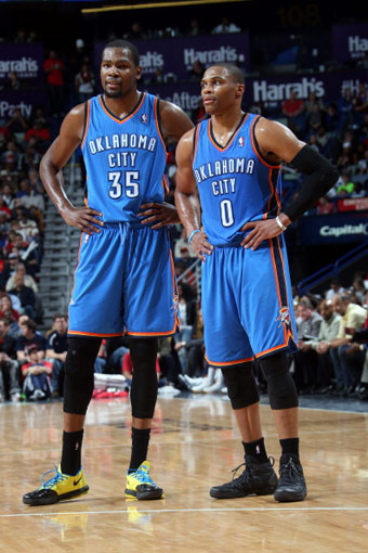 冈萨雷斯展现惊人表现，得分与正负值双赢（冈萨雷斯惊艳发挥，得分与正负值双丰收）