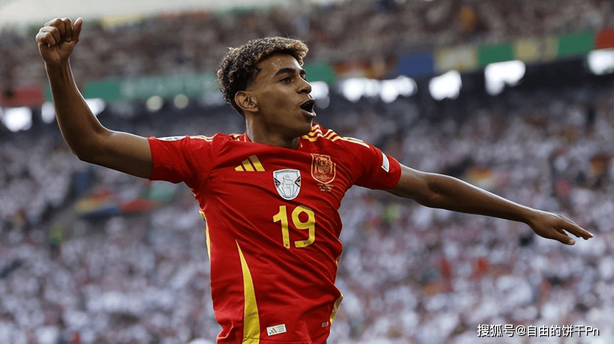 范加尔：如果阿贾克斯听我的，他们将在两三年内恢复正常（范加尔：若阿贾克斯采纳我的建议，两三年内就能重回正轨）